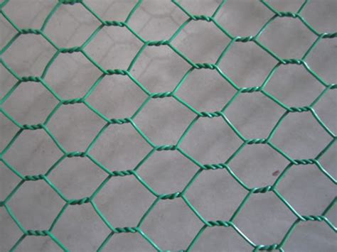 Black Vinyl Coated Hexagonal Mesh Chicken Wire | Steel Fencing