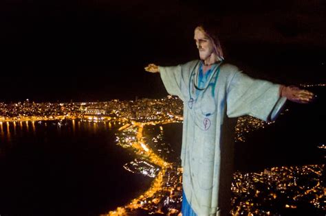 'Christ the Redeemer' Easter Projections | Hypebeast