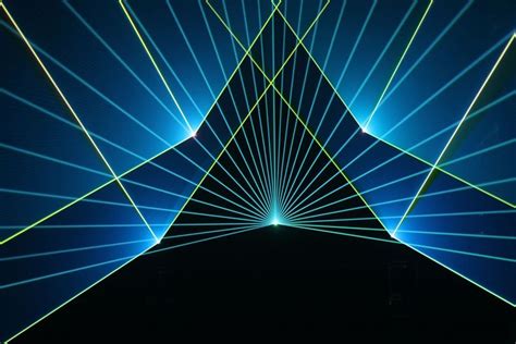 17 Best images about laser beam abstract art on Pinterest | Daft punk ...