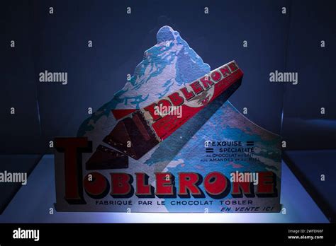 Toblerone old packaging with the drawing of the Matterhorn Stock Photo ...