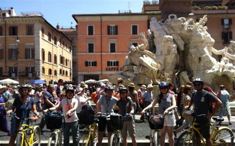 Rome Sightseeing Tour by Cruiser Bike