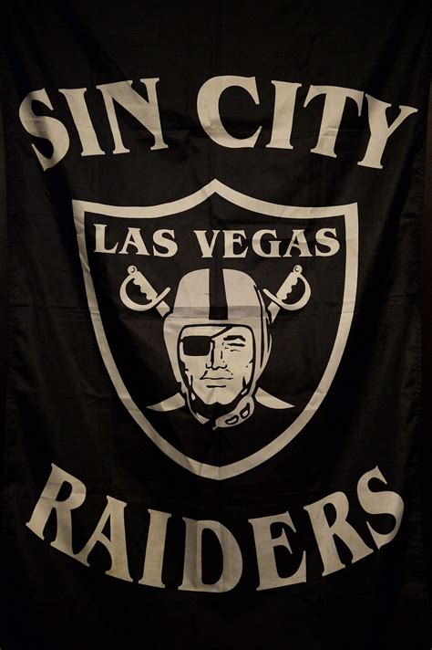 Las Vegas Raiders Official Logo / TIMELINE: The Raiders road to Las ...