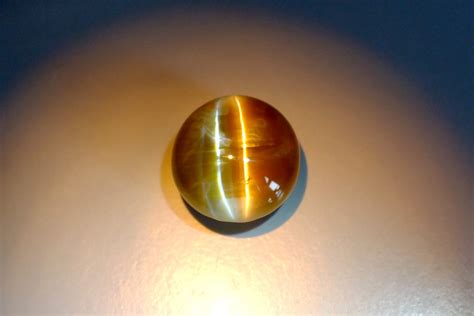 27ct Cat's Eye Chrysoberyl Stone River | Singapore Island Jewellery Store