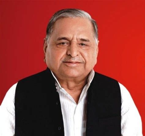 Mulayam Singh Yadav Age, Death, Wife, Caste, Children, Family ...