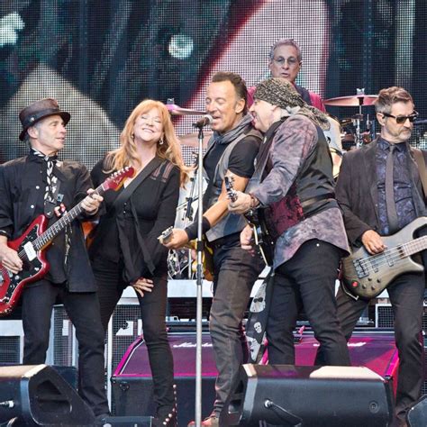 Bruce Springsteen & The E Street Band announce North American dates ...