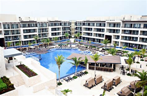 Above And Beyond Hideaway At Royalton Riviera Cancun | Royalton Resorts