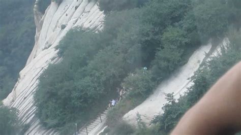 Cable Car Ride Up Mount Huashan - YouTube