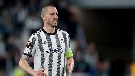 Italy and Juventus captain Leonardo Bonucci will retire at the end of ...