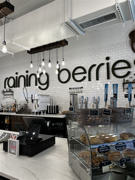 RAINING BERRIES - 90 Photos & 39 Reviews - 1631 Central Ave, St ...