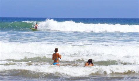 Playa Montañita: Ecuador’s surf and beach party town – Wanderbus Ecuador