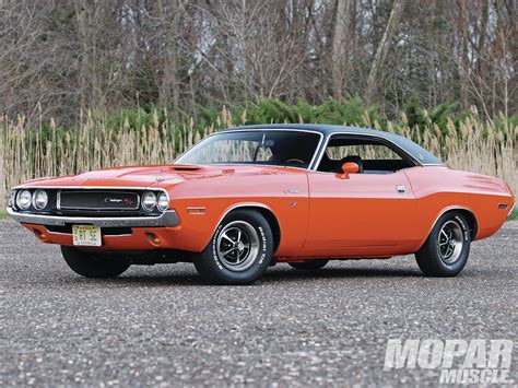 1970 Dodge Challenger RT/SE - Scratch That Itch - Mopar Muscle Magazine