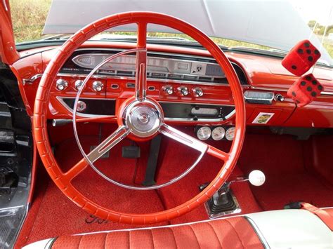 1961 Starliner photo5 | Ford, Ford galaxie, Automobile advertising