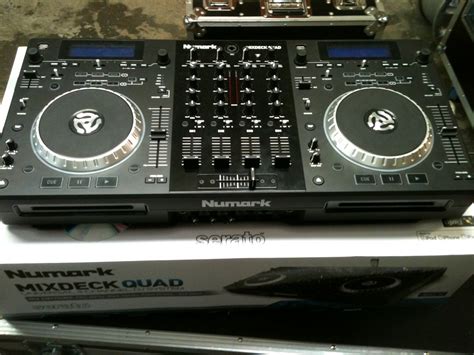 Numark Mixdeck Quad image (#454243) - Audiofanzine