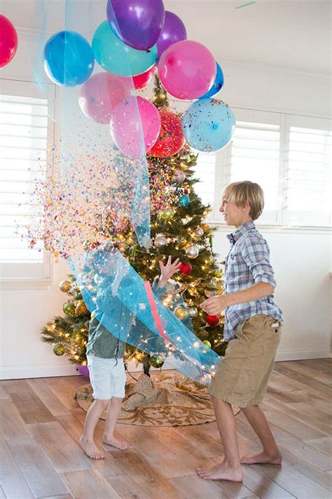 Family New Year's Eve Idea: DIY Balloon Drop - Modern Parents Messy ...