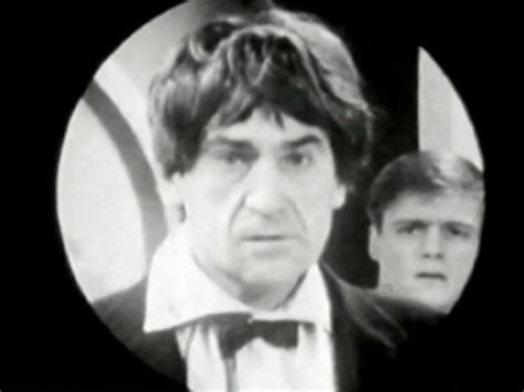 Rotten Reelz Reviews: Doctor Who: Patrick Troughton