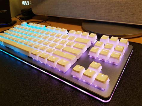 White Pudding Keycap | Drop