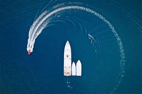 Infinity X Liveaboard, Maldives - LiveAboard.com