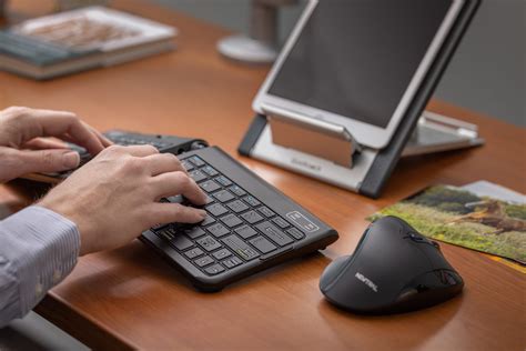 The Best Ergonomic Keyboard and Mouse Combos - Goldtouch