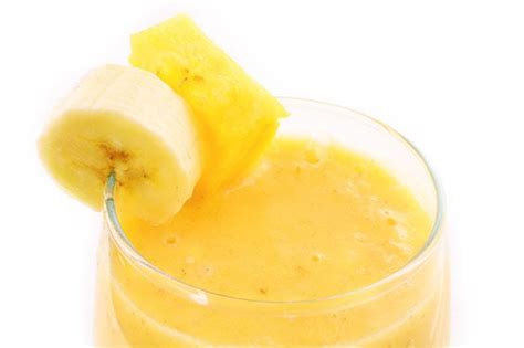 Pineapple, Orange and Banana Smoothie | Gimme Some Oven