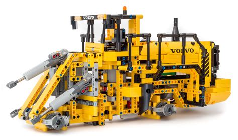 LEGO Technic 42030 Volvo L350F Front End Loader by ryanthescooterguy on ...