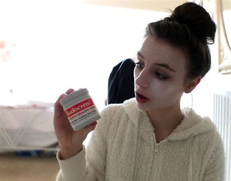 Best Insurance Life: Sudocrem zits