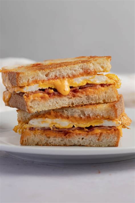 Fried Egg Sandwich Recipe - Insanely Good