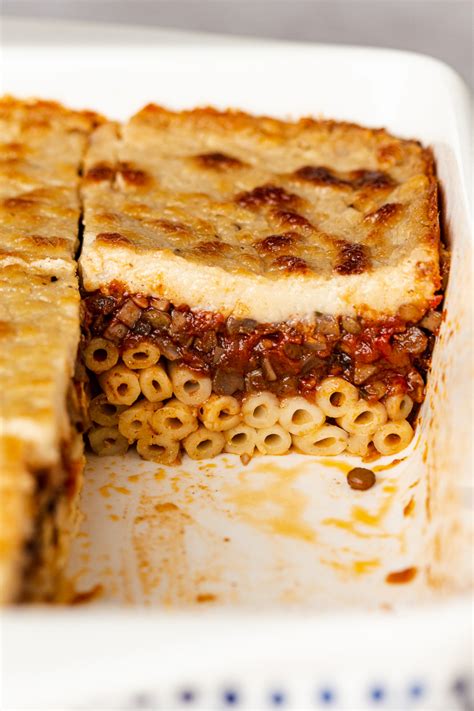 Vegan pastitsio (Greek lasagna) - Lazy Cat Kitchen