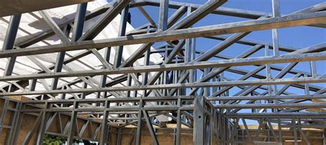 Advantages Of Using Steel Roof Trusses – Roof Rooms