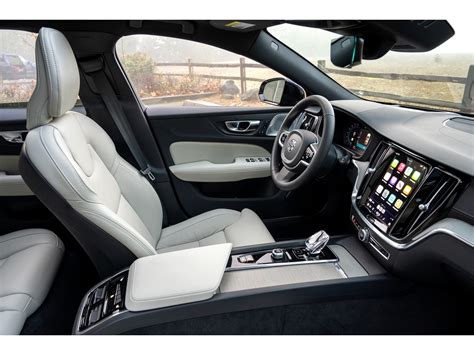 2023 Volvo V60: 116 Interior Photos | U.S. News