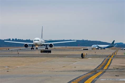 Rockford International: A Brief Guide To Chicago's Third Airport