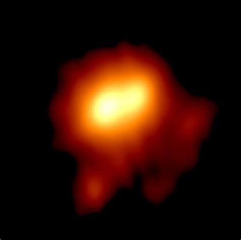 Betelgeuse: Red supergiant blasts out arc of material billions of miles ...