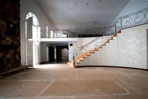 Go Inside Mike Tyson's Abandoned Mansion Photos - ABC News