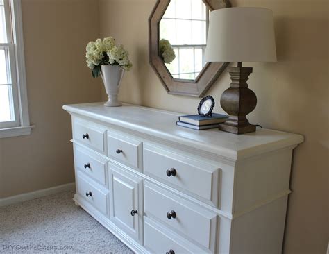 Bedroom Dresser Makeover - Erin Spain