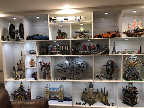 Some new sets added to the display! : r/lego