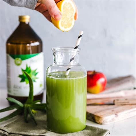 Aloe vera detoxifying juice - Biotona