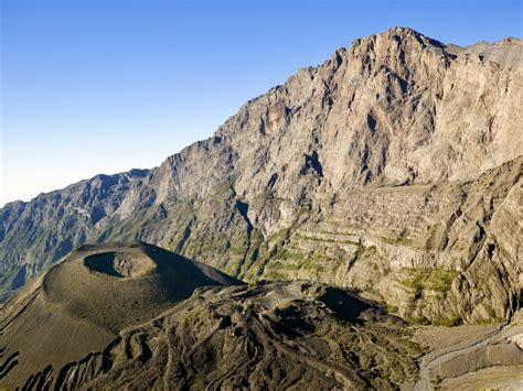 Besteige den Mount Meru, den kleinen Bruder des Kilimandscharos!