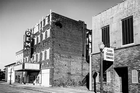 Exploring the Ruins of Cairo Illinois [Video] - Shadows and Light