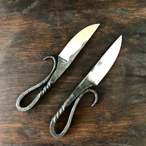 Matched pair of blacksmith knives : r/Bladesmith