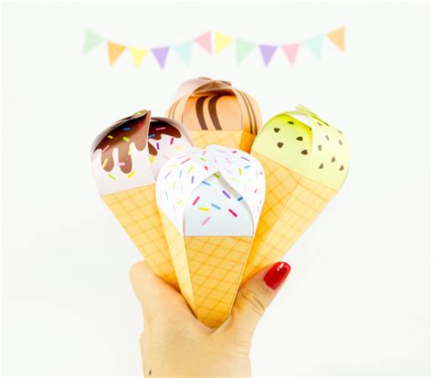 DIY Printable Ice Cream Cone Favors in 2020 | Ice cream crafts, Ice ...