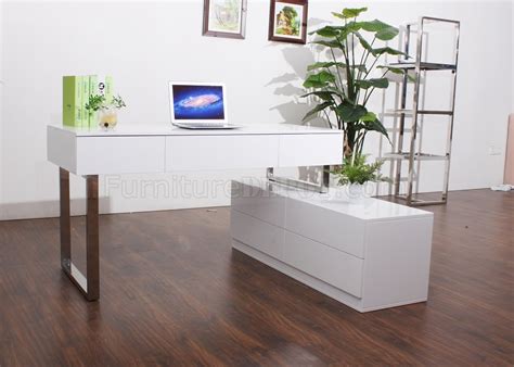 KD12 Modern Office Desk by J&M in White Lacquer