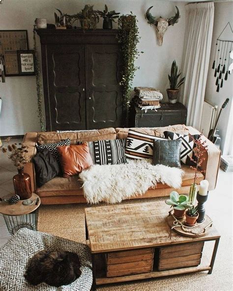 34 The Best Rustic Bohemian Living Room Decor Ideas - HOMYHOMEE