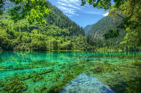 Exploring the Scenic Jiuzhaigou Valley in China | The BackPackers