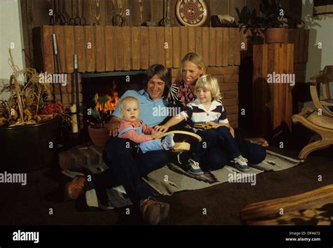 BARRY VAN DYKE with family 1981.e0141.Supplied by Photos, inc.(Credit ...