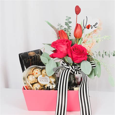 5 Best Online Shops For Flowers And Chocolates In Toronto • VintageBash