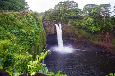 Big Island Waterfall Tour: Waipio Valley Waterfall Tours | Wasabi Tours ...