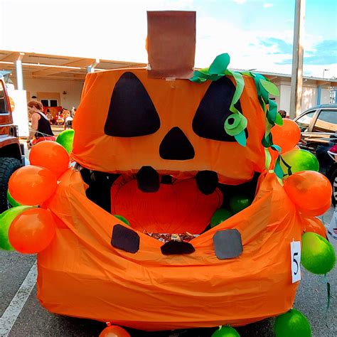 Trunk or Treat, Halloween Car Decoration, Pumpkin | Halloween car ...