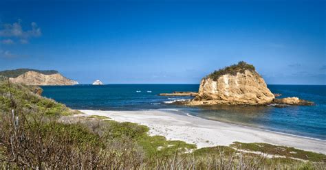 10 Best Beaches In Ecuador: Ecuador Beaches Guide [2023]