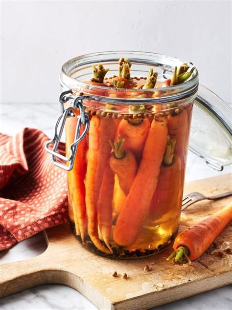 Quick Pickled Carrots Recipe - Love and Lemons