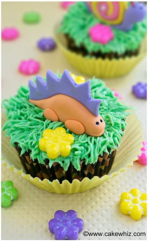 Easy Dinosaur Cupcakes