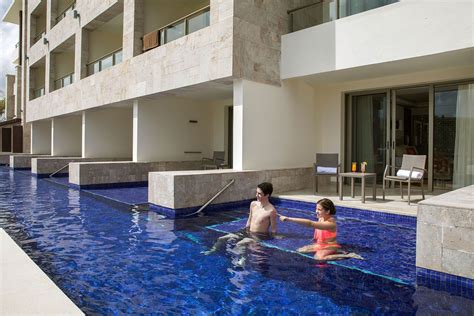 Cancun Swim Up Room - bestroom.one